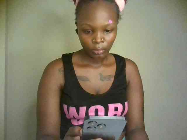 Princess333 webcam