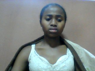Clarah1's Live Webcam