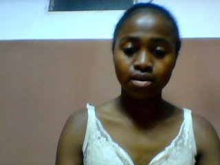 Clarah1's Live Webcam