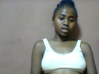 Clarah1's Live Webcam