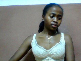 Clarah1's Live Webcam