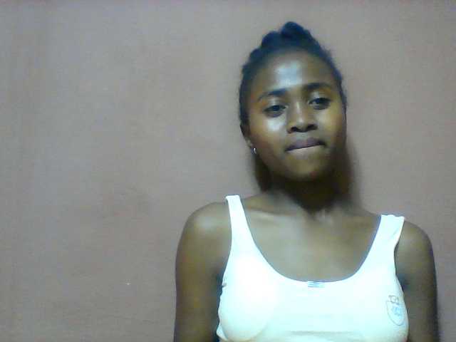 Clarah1 live cam on BongaCams