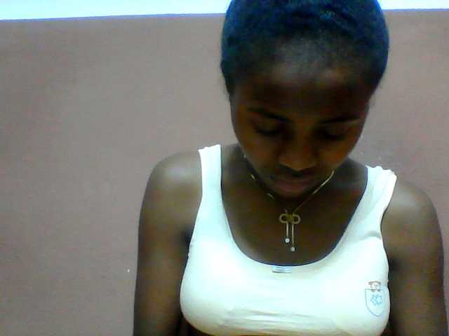 Clarah1 live cam on BongaCams