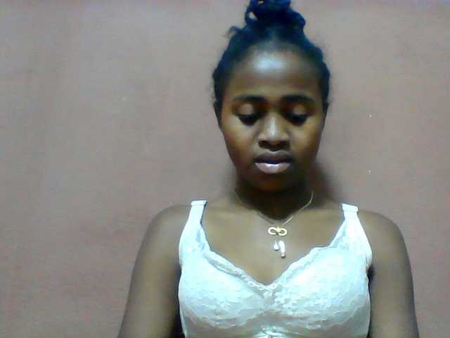 Clarah1 live cam on BongaCams