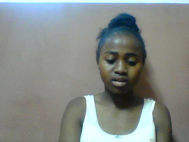 Clarah1 live cam on BongaCams