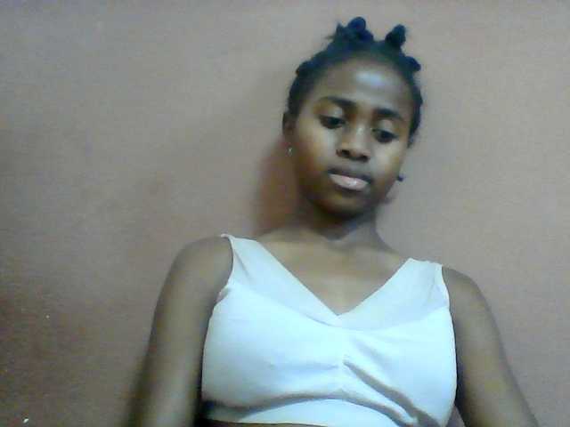 Clarah1 live cam on BongaCams