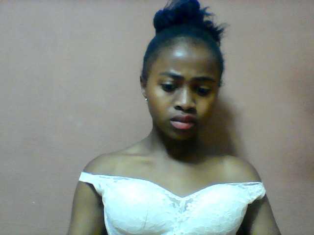 Clarah1 live cam