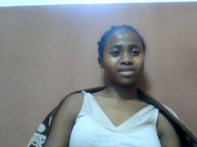 Clarah1 live cam on BongaCams
