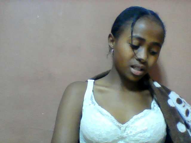Clarah1 live cam on BongaCams
