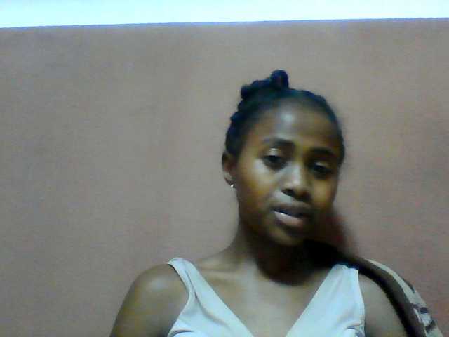 Clarah1 live cam on BongaCams