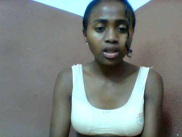 Clarah1 live cam on BongaCams
