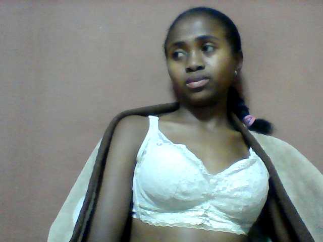Clarah1 live cam on BongaCams