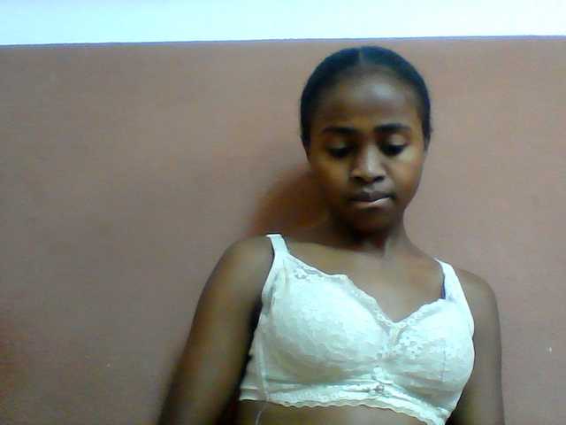 Clarah1 live cam on BongaCams