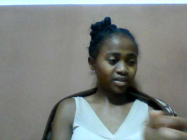 Clarah1 live cam on BongaCams