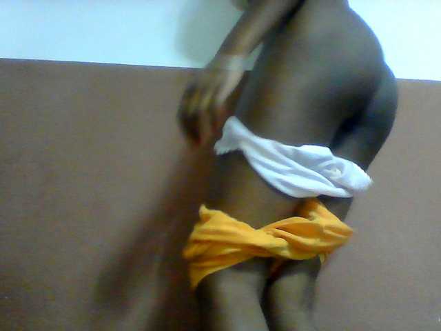 Clarah1 live cam on BongaCams