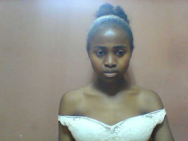 Clarah1 live cam on BongaCams