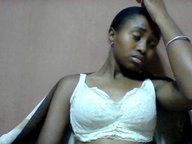 Clarah1 live cam on BongaCams