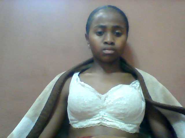 Clarah1 live cam on BongaCams