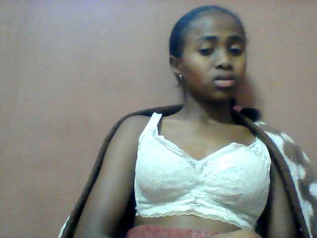 Clarah1 live cam on BongaCams