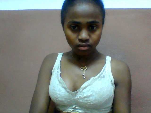 Clarah1 live cam preview