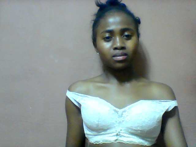 Clarah1 live cam on BongaCams