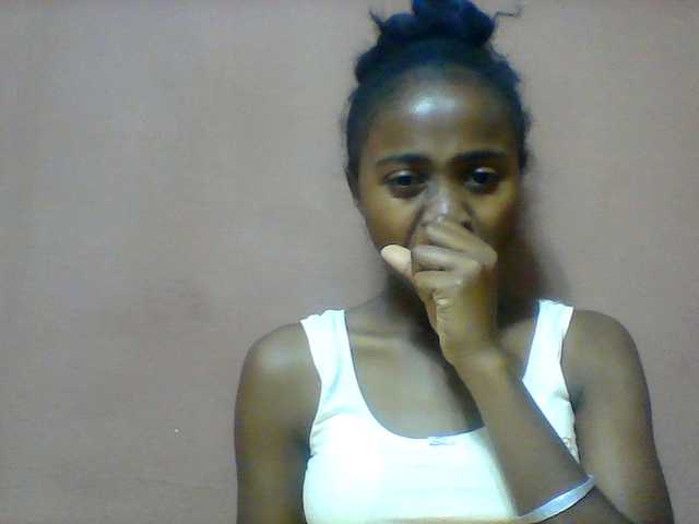 Clarah1 live cam on BongaCams
