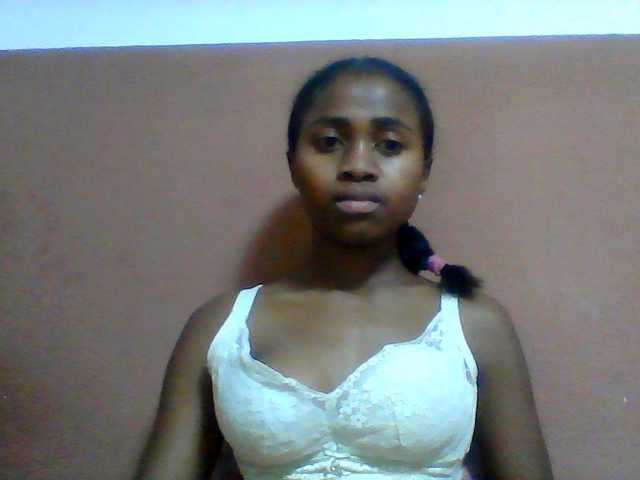 Clarah1 live cam on BongaCams