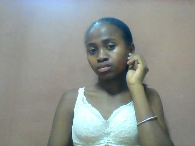 Clarah1 live cam on BongaCams