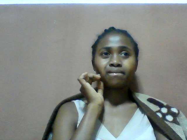 Clarah1 live cam on BongaCams