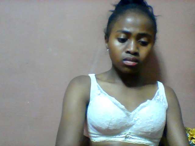 Clarah1 live cam on BongaCams