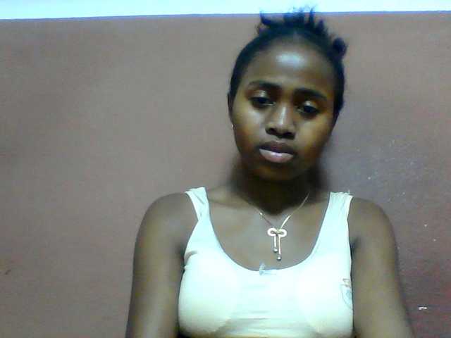 Clarah1 live cam on BongaCams