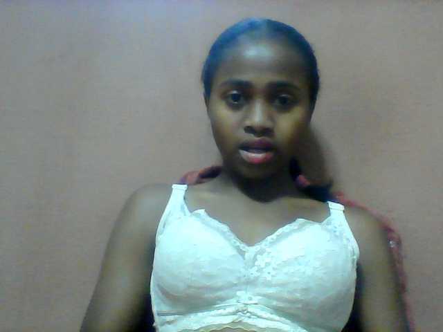 Clarah1 live cam on BongaCams