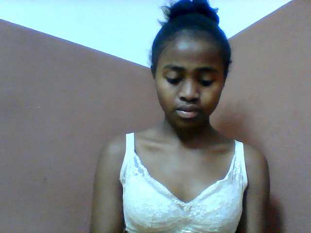 Clarah1 live cam on BongaCams