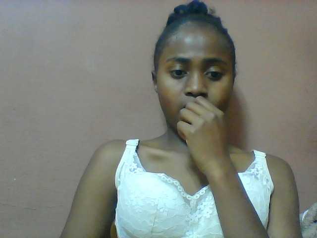 Clarah1 live cam on BongaCams