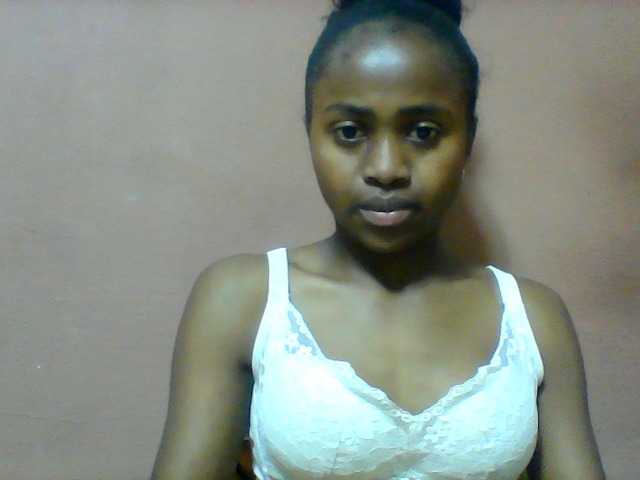 Clarah1 live cam