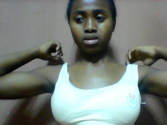 Clarah1 live cam on BongaCams