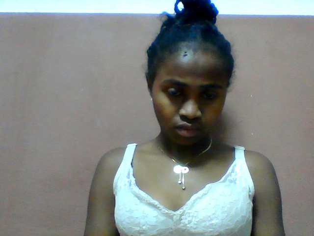 Clarah1 live cam on BongaCams