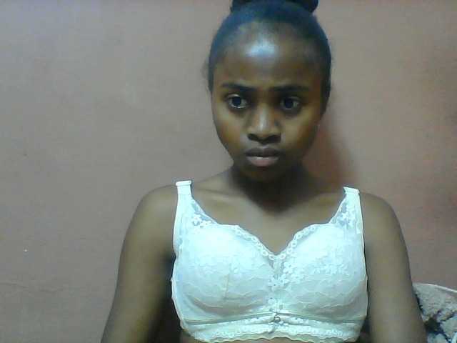 Clarah1 live cam on BongaCams