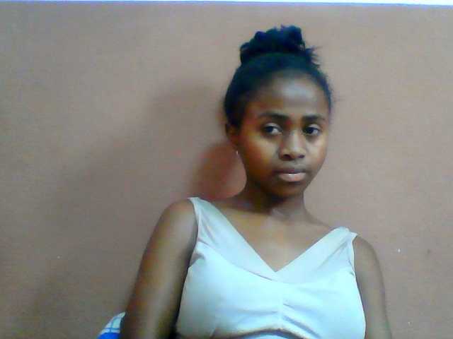 Clarah1 live cam on BongaCams