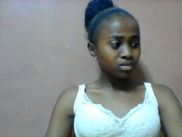 Clarah1 live cam on BongaCams