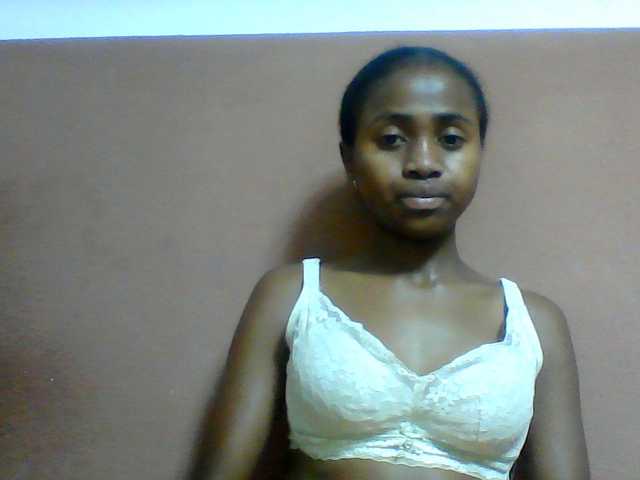 Clarah1 live cam on BongaCams