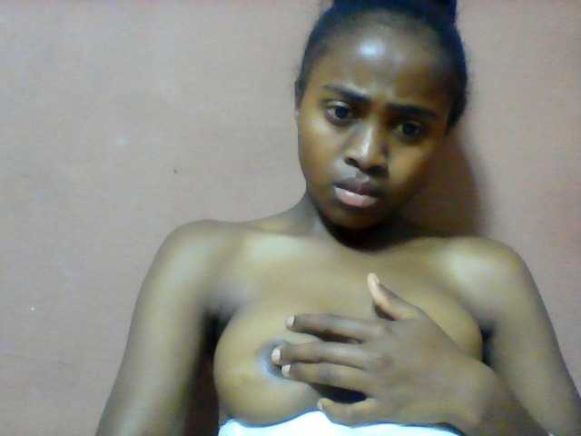 Clarah1 live cam on BongaCams