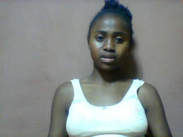 Clarah1 live cam on BongaCams