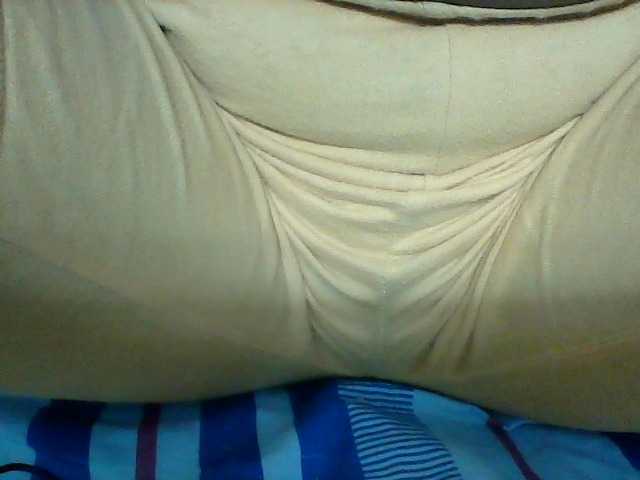 Clarah1 live cam on BongaCams