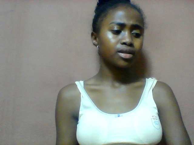 Clarah1 live cam on BongaCams