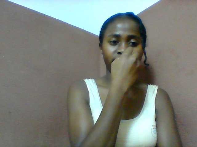 Clarah1 live cam on BongaCams