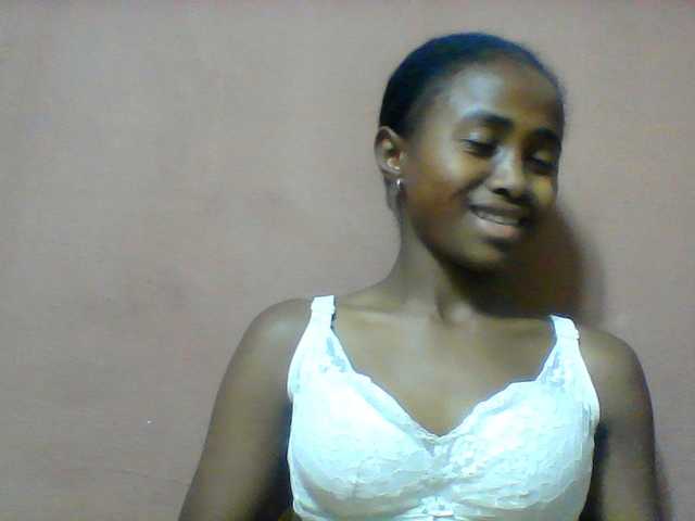 Clarah1 live cam on BongaCams