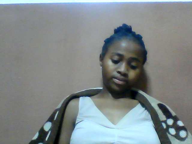 Clarah1 live cam on BongaCams