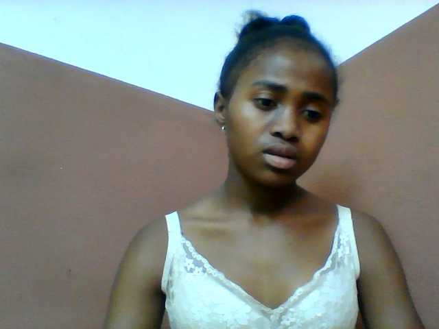 Clarah1 live cam on BongaCams