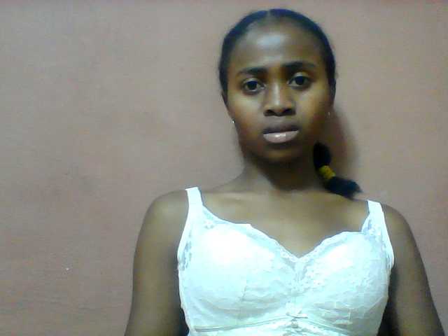 Clarah1 live cam on BongaCams